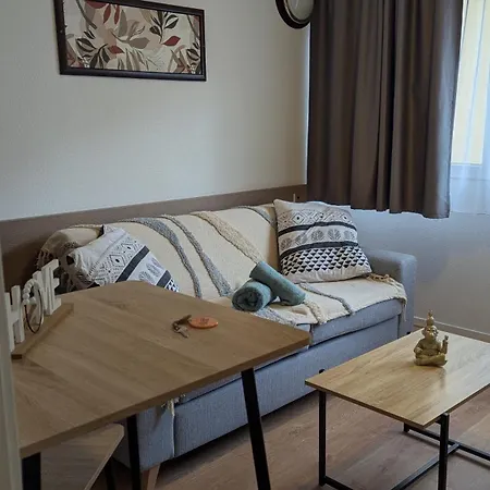 Apartament Pau'ze Idron